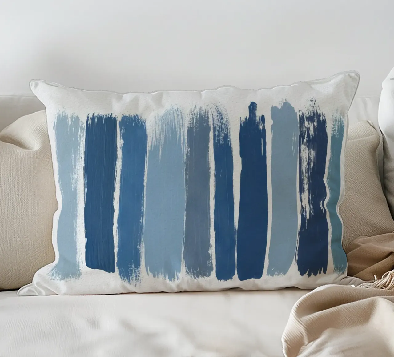 Ombre blauw kussen van Orara Studio