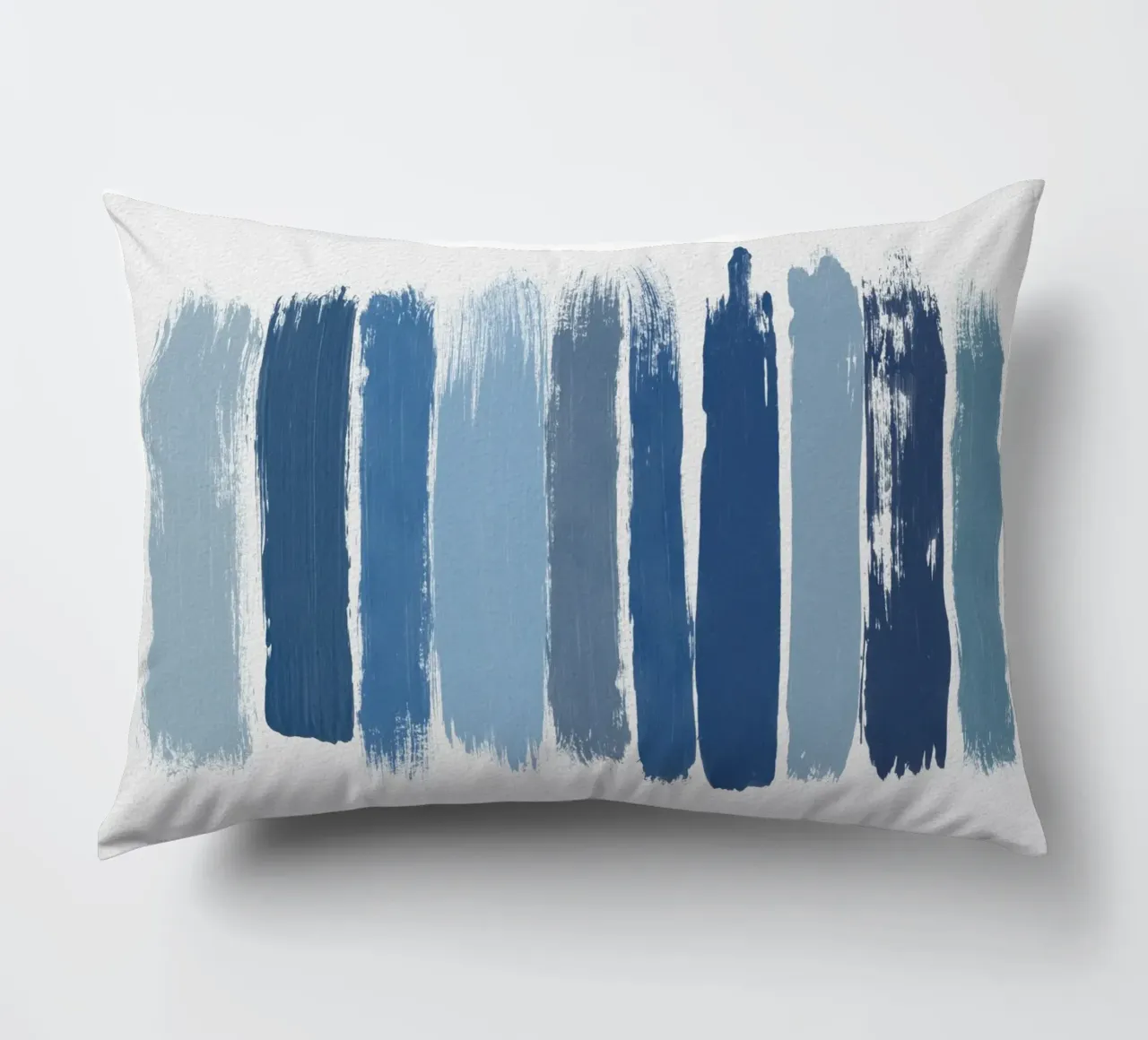 Ombre blauw kussen van Orara Studio