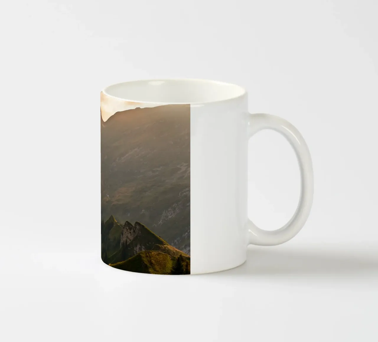 Tramonto in montagna a Saxer Lücke, Svizzera tazza in ceramica da Marcel Bisig