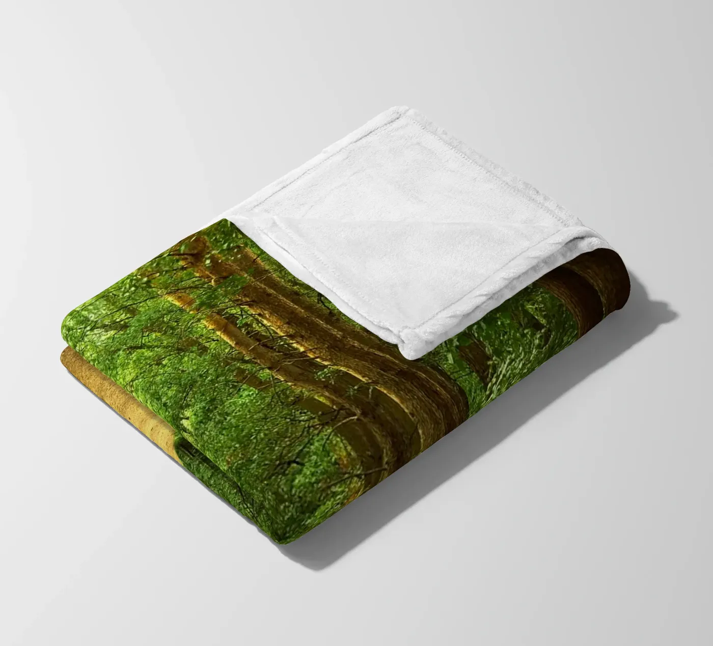 Forest path Fleecedecke von Atteloi