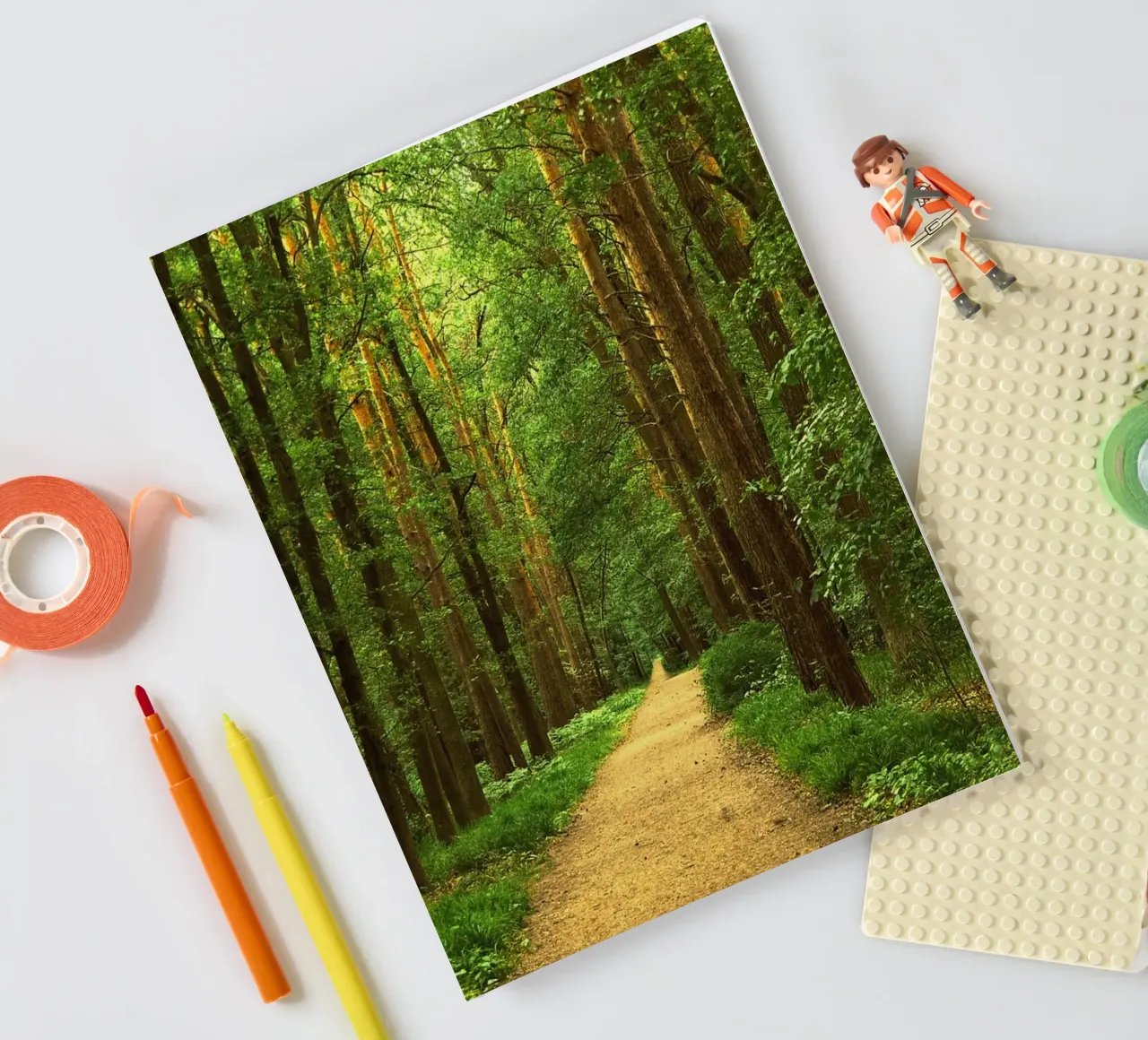 Forest path notebook by Atteloi