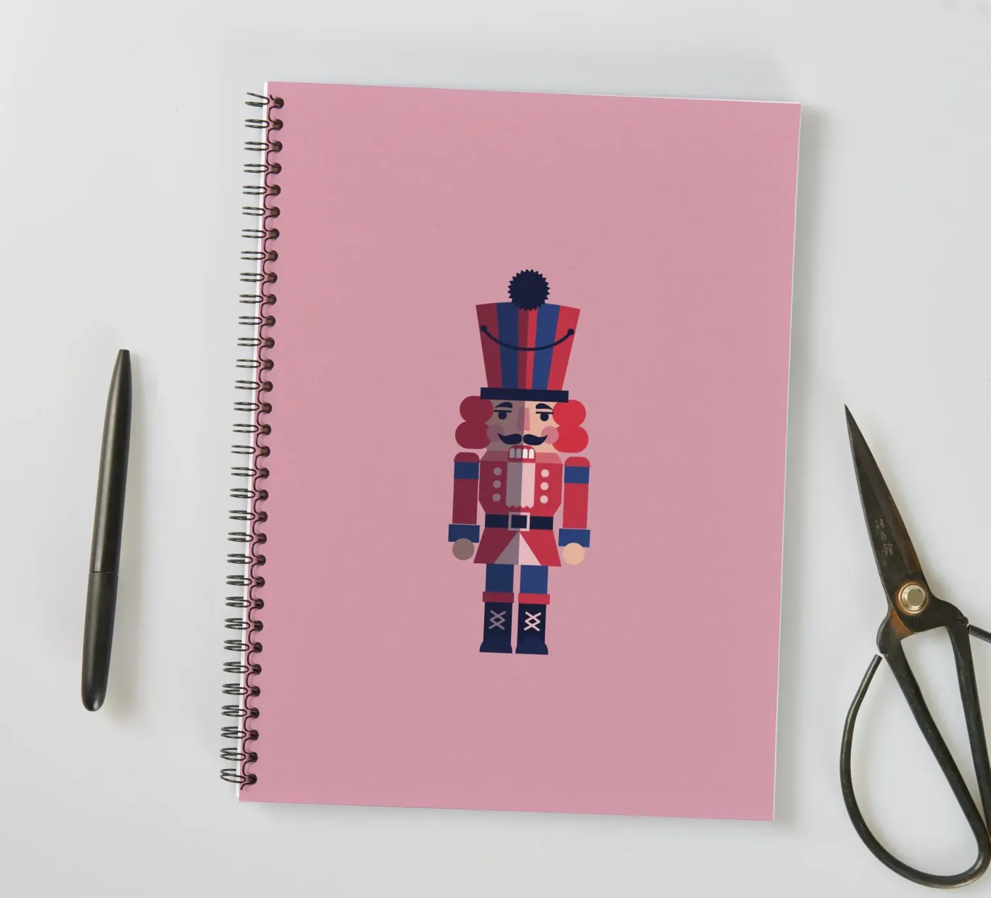 Geometric Nutcracker – Moderner Nussknacker zu Weihnachten diario ad anelli da fraeuleinvonfuchs