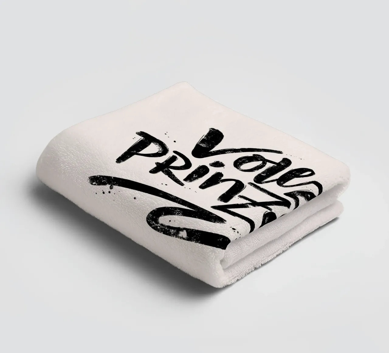 Princesse à plein temps. Calligraphie à la brosse serviette de bain de CalliLetters