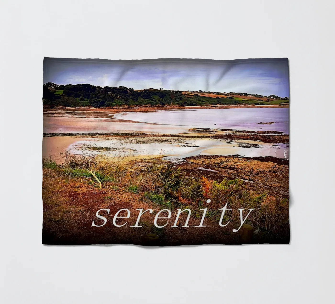 SERENITEIT. fleecedeken van TYPOGRAPHY BY THIERRY VOBMANN