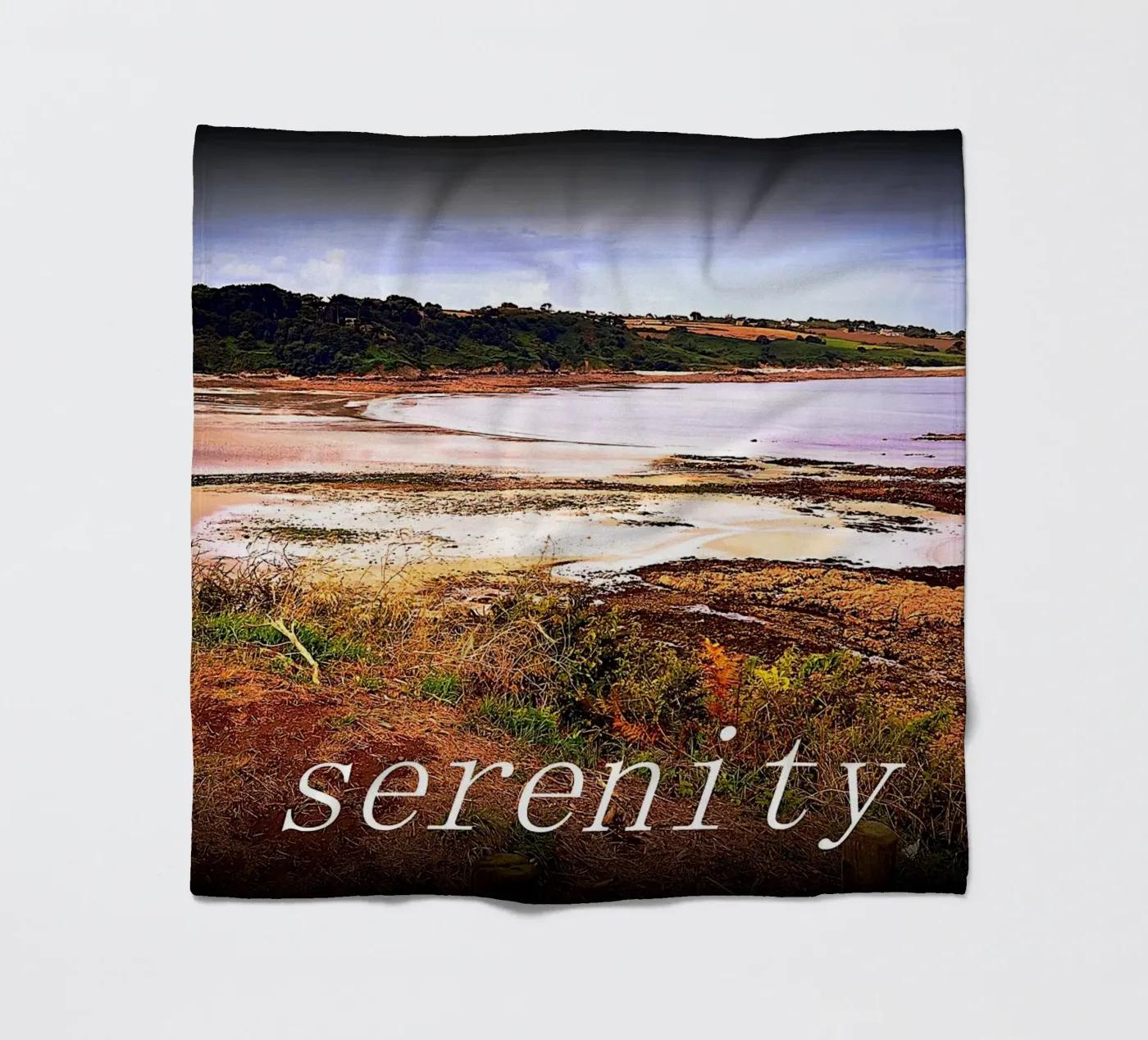 SERENITEIT. fleecedeken van TYPOGRAPHY BY THIERRY VOBMANN