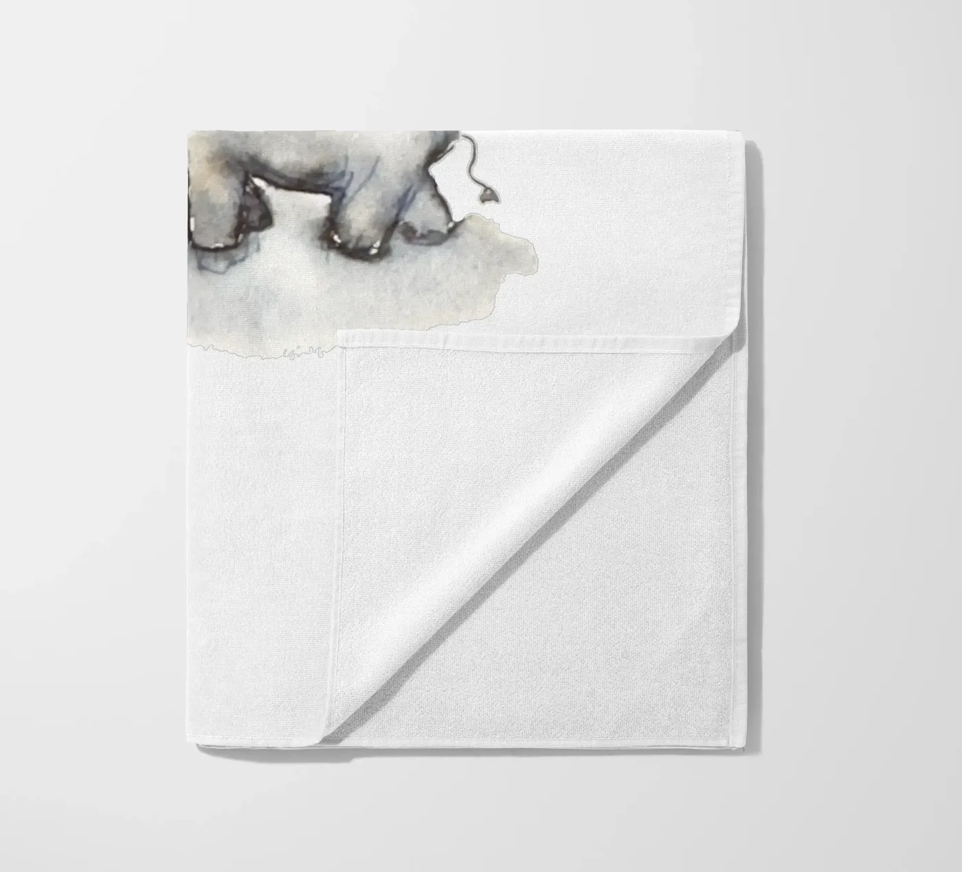 Kleiner Elefant beach towel by dieseinen