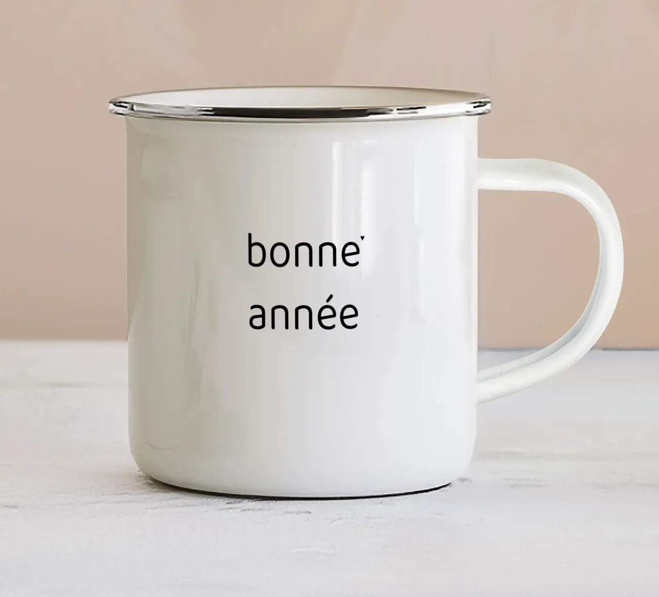 Bonne année tazza in smalto da typolover