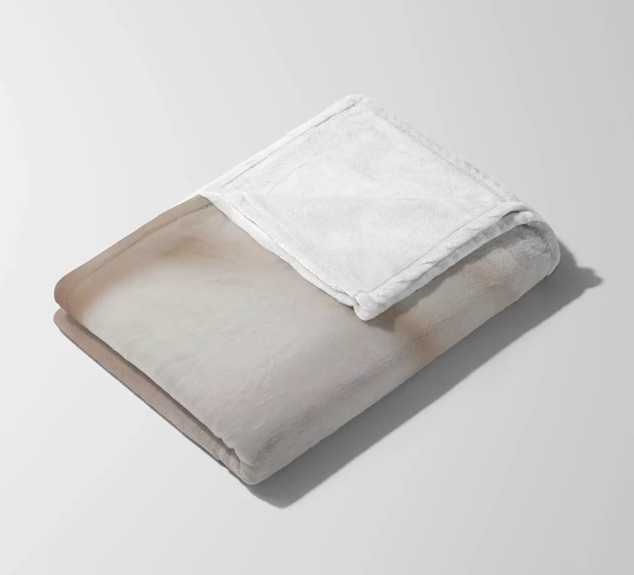 The Silkmoth 3 coperta in pile da Paul Aidan Perry