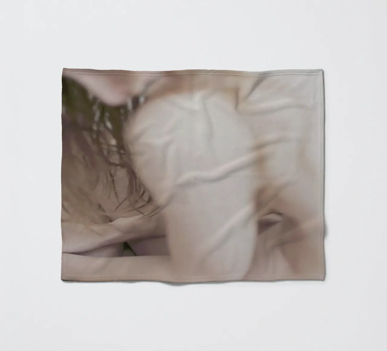 The Silkmoth 3 coperta in pile da Paul Aidan Perry
