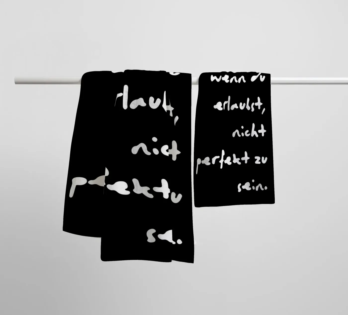 ES WIRD LEICHTER towel by BAWA