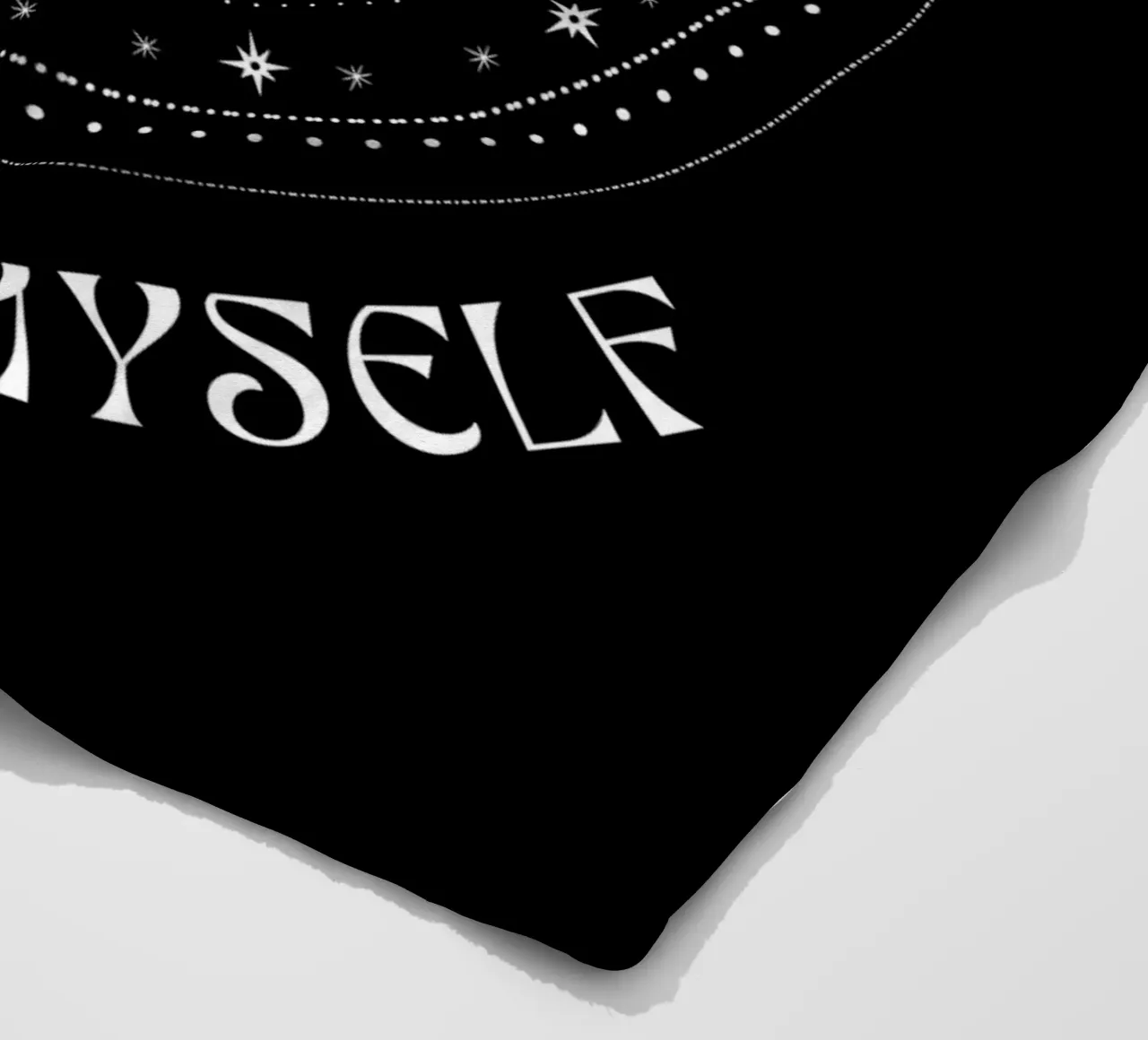 CREATING MYSELF coperta in pile da BAWA