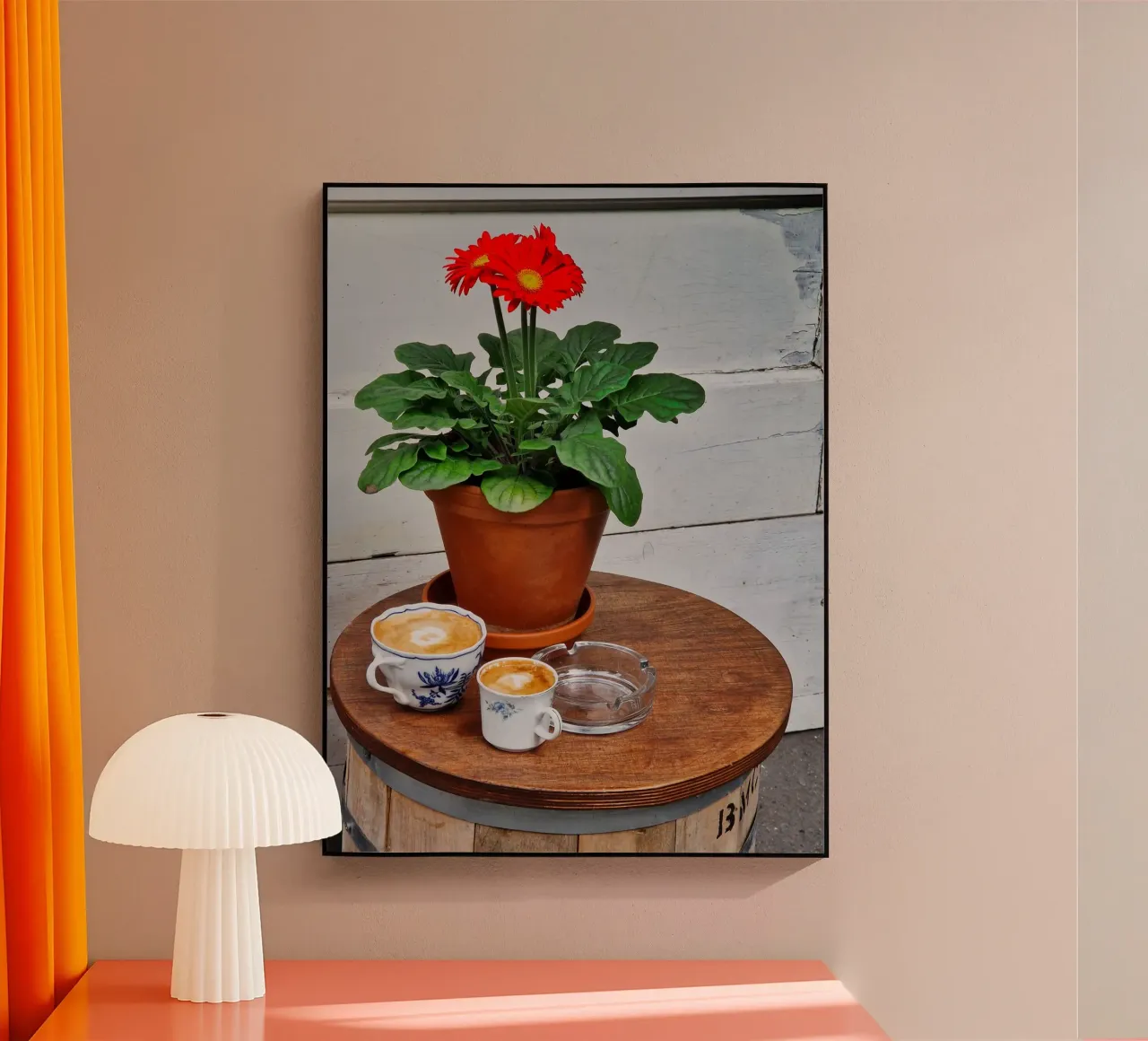 Two Coffees, one Flower plexiglass da light catch moments