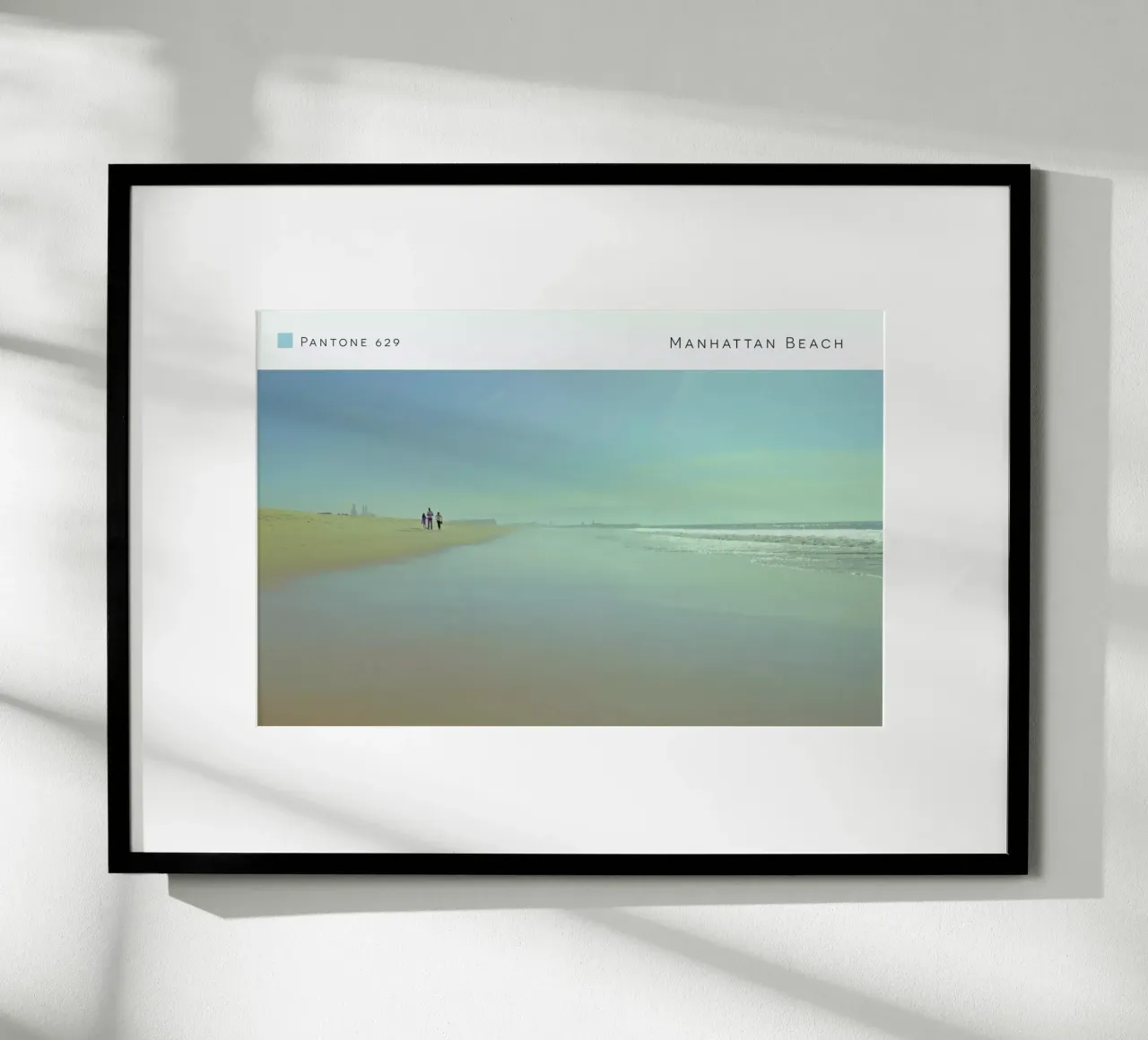 Manhattan Beach Pantone 629 poster con telaio in plastica da In Full Color