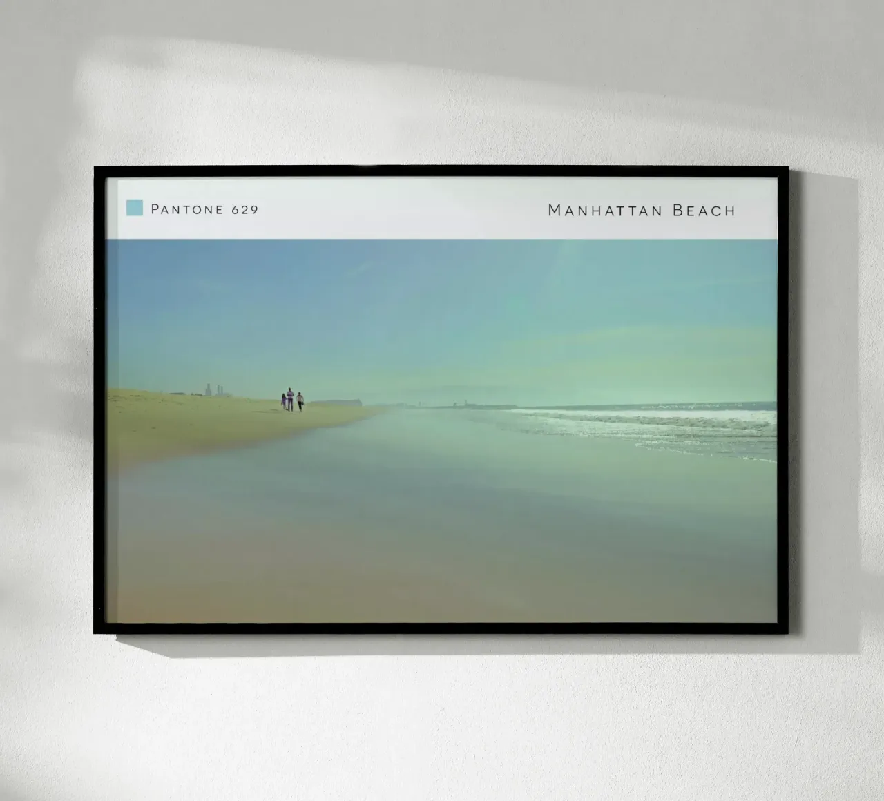 Manhattan Beach Pantone 629 poster con telaio in plastica da In Full Color