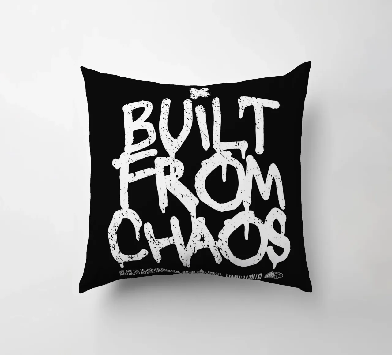 BUILT FROM CHAOS cuscino da BAWA