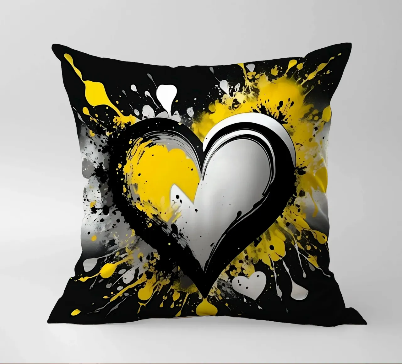 Cuore a macchie di colore nero, giallo cuscino da Farbträume