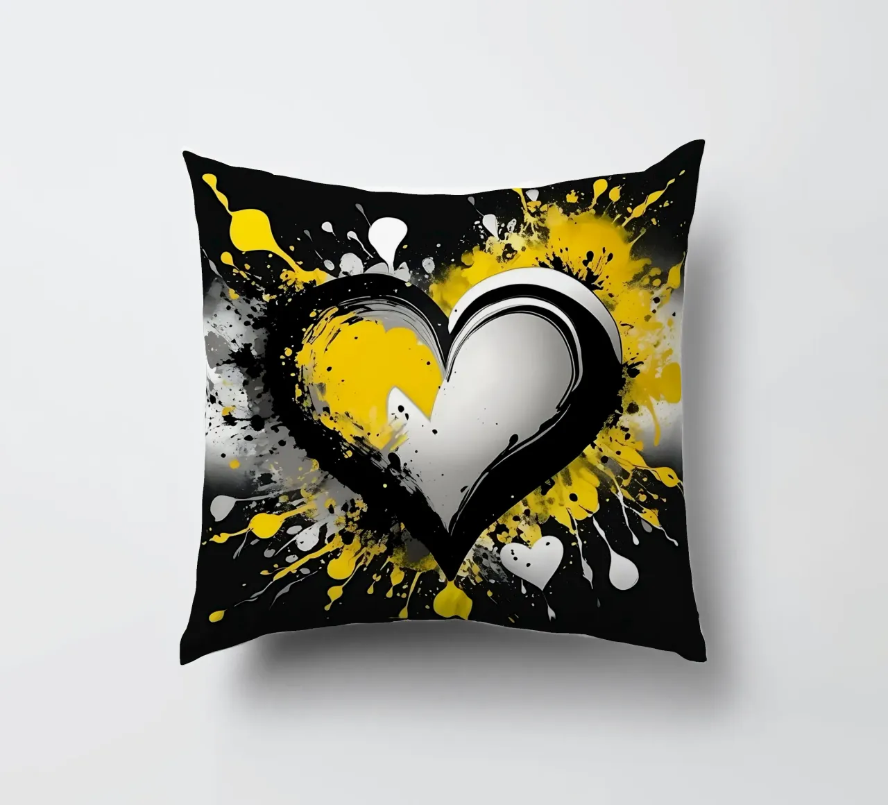 Cuore a macchie di colore nero, giallo cuscino da Farbträume