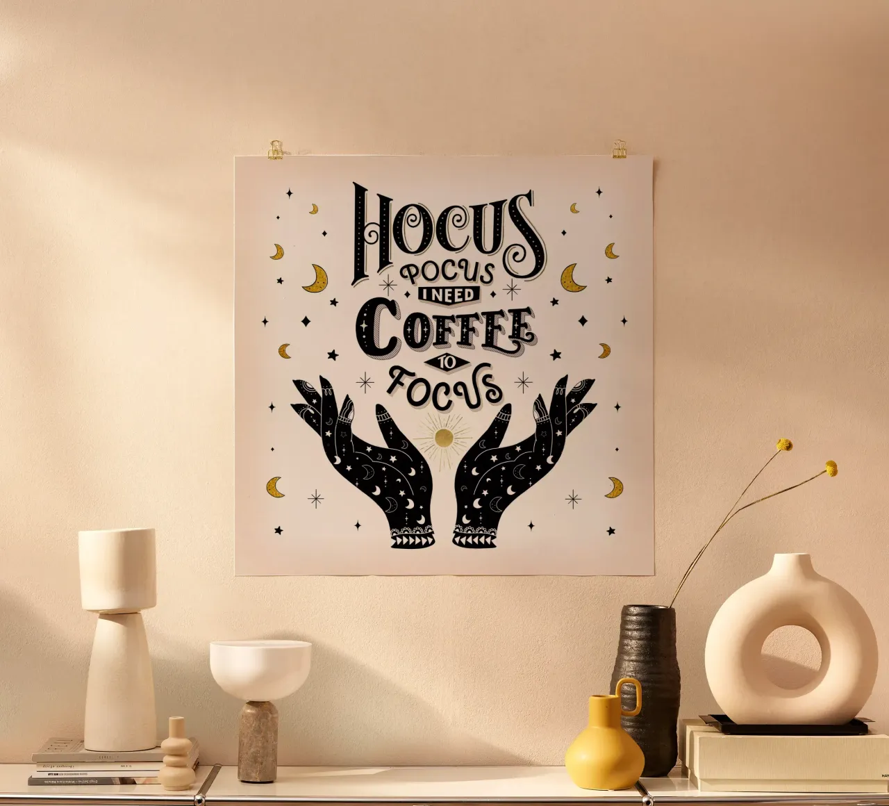 Kaffee-Liebhaber: Hocus Pocus. I Need Coffee to Focus. hahnemühle by CalliLetters