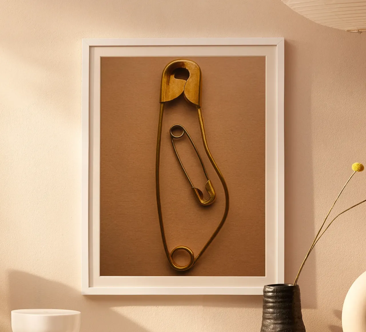 Bruststecker Poster von Deemoll