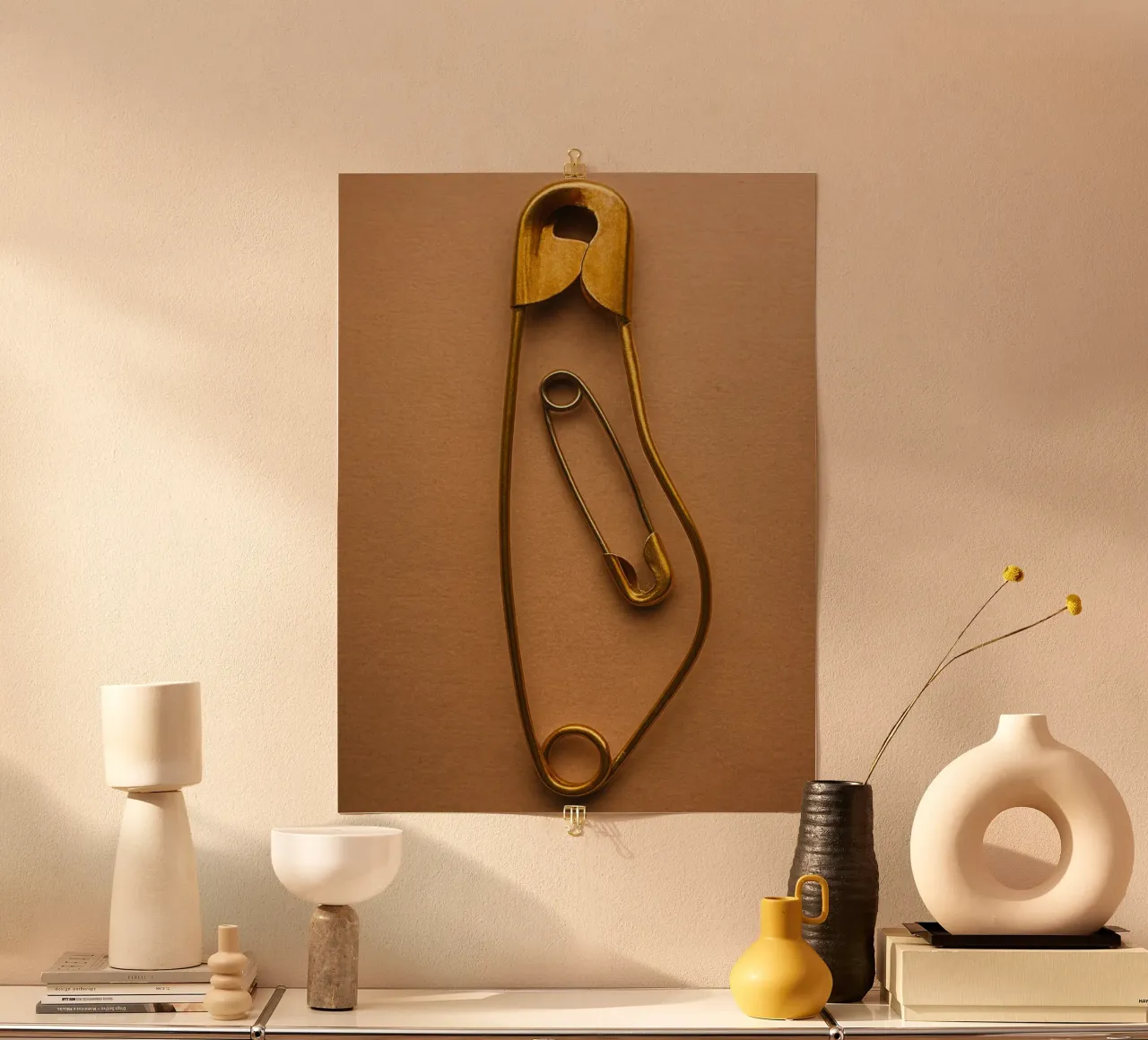 Bruststecker Poster von Deemoll