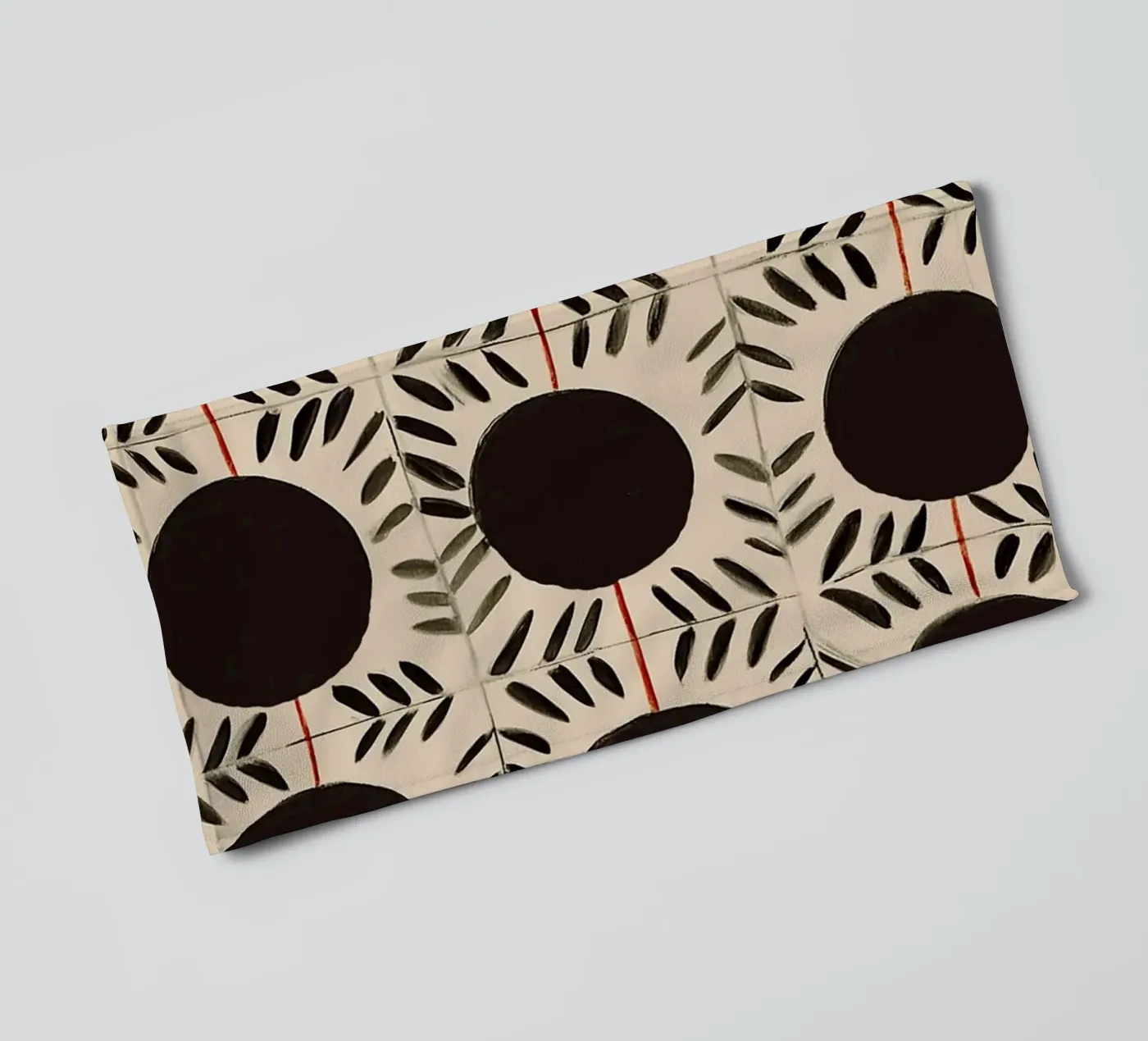 Circle & Leaf Pattern Handtuch von Sienna Atelier