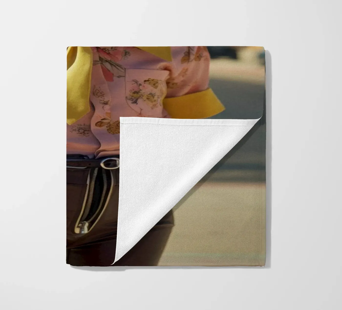 Kyle beach towel by Affiches Chien Originales – Dogland