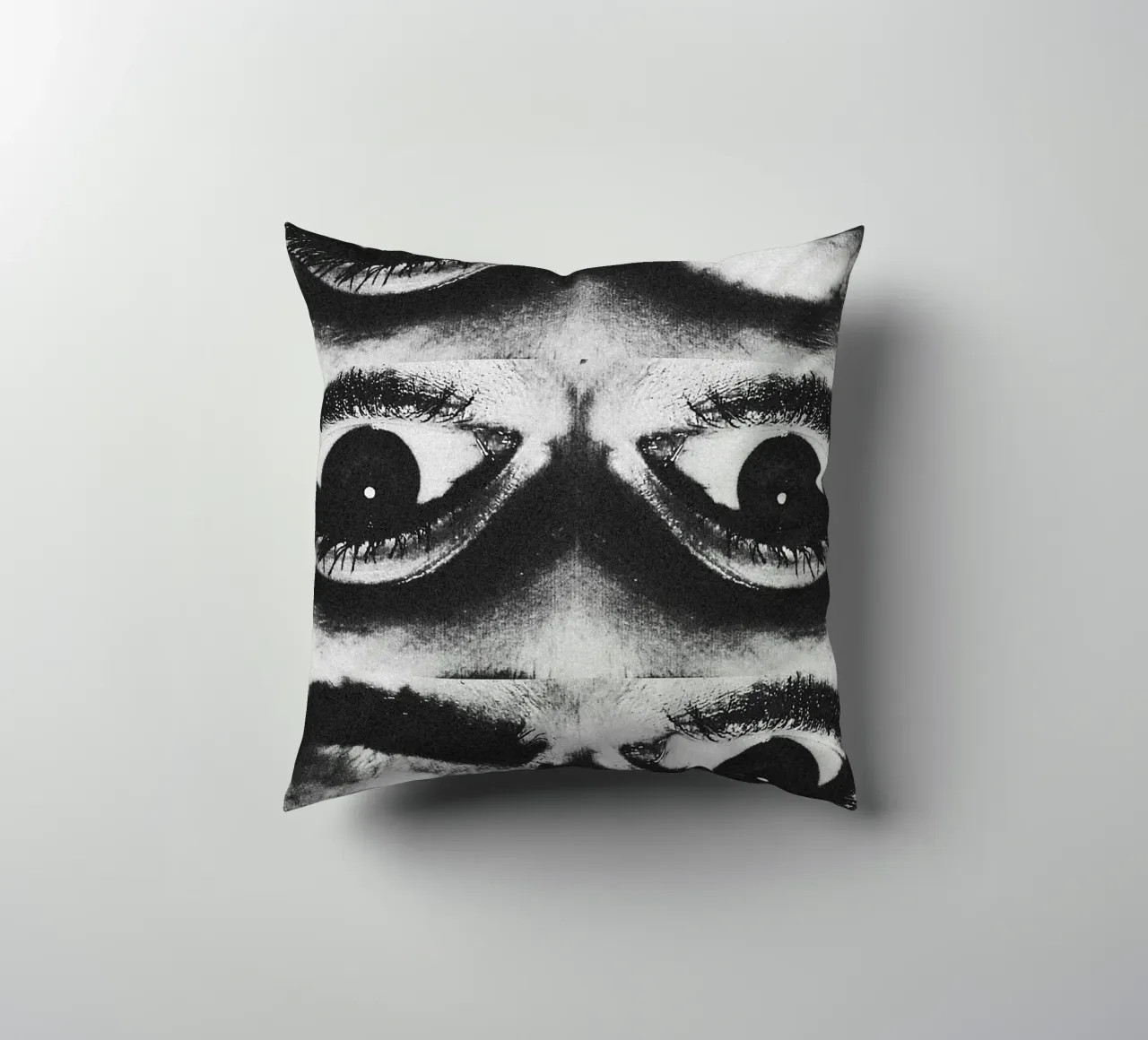 FRAGMENTED VISION cuscino da BAWA