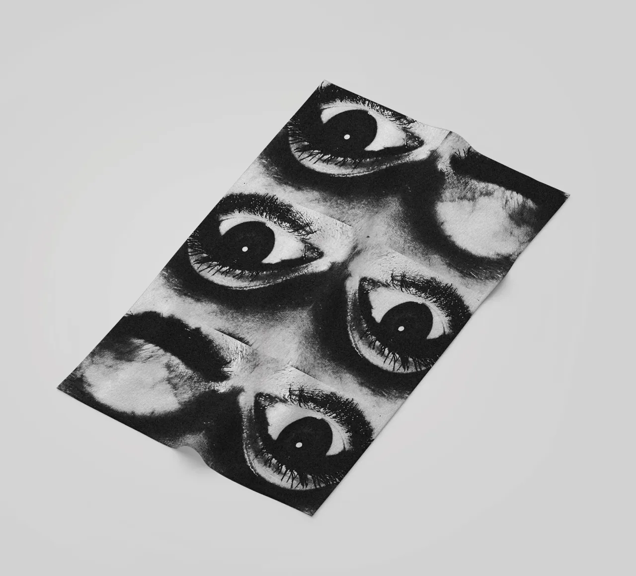 FRAGMENTED VISION telo mare da BAWA