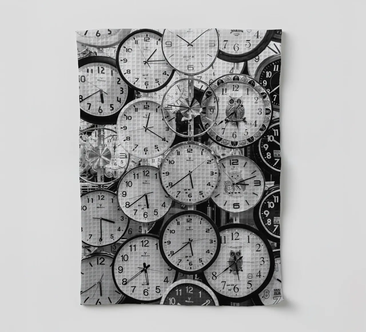 TIME IS RUNNING torchon de BAWA