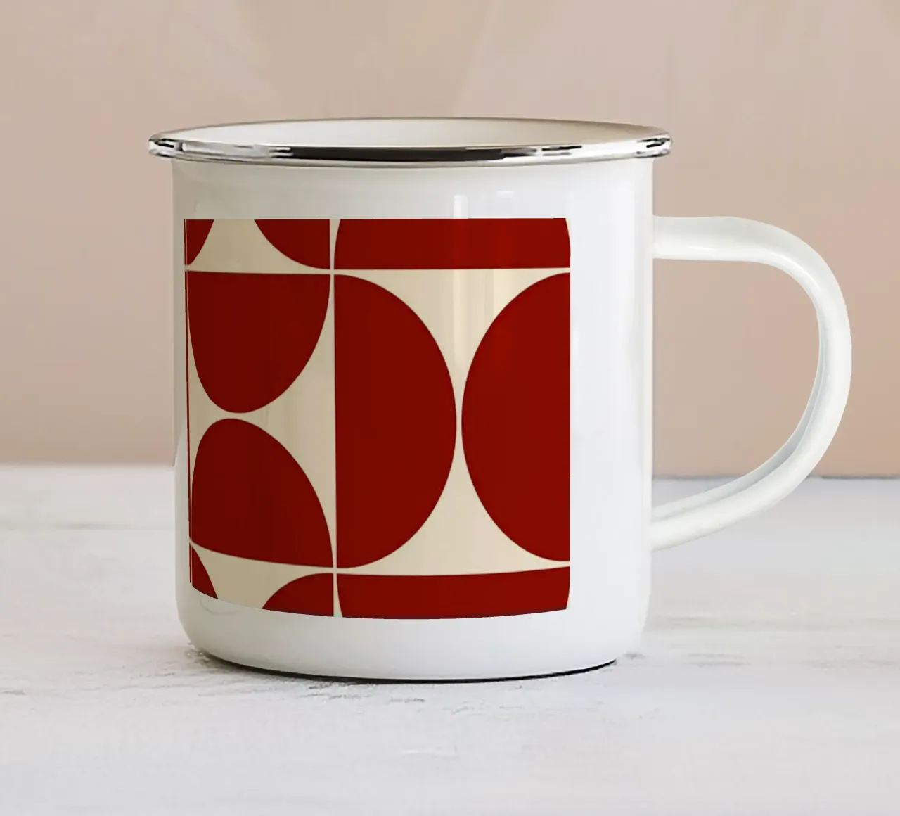Rosso Bauhaus metà secolo tazza in smalto da Timeless moderna