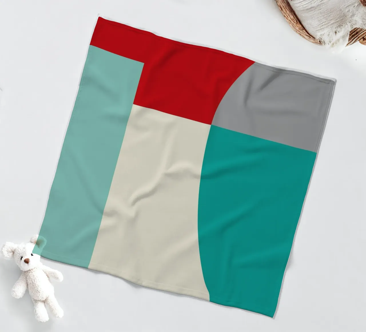 Forme geometriche in colori vivaci coperta in pile da Life of Pie