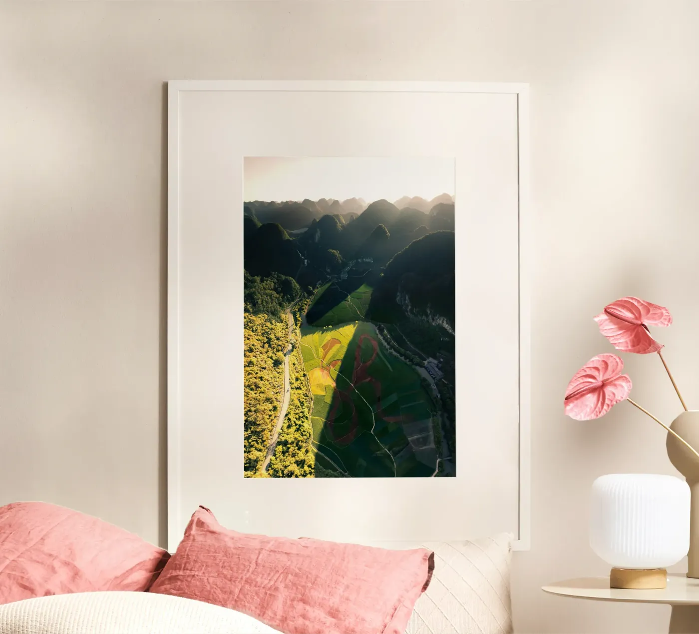 valley poster van lesuki