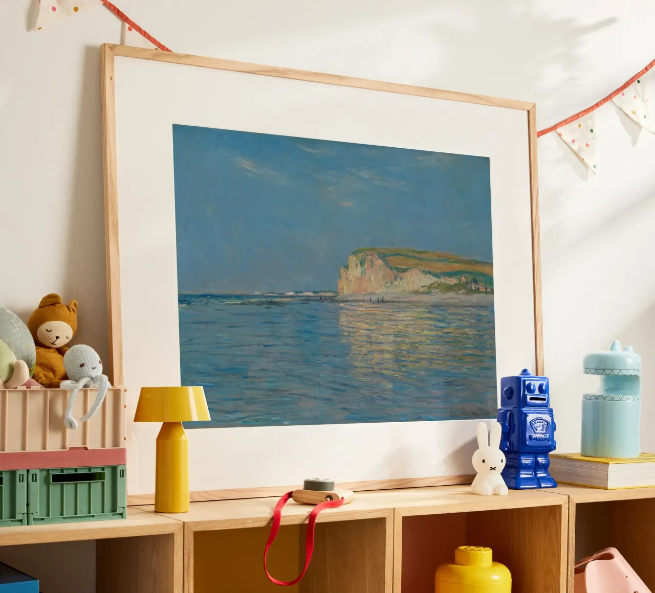 Claude Monet - Bassa marea a Pourville poster con telaio in legno da Timeless Artworks