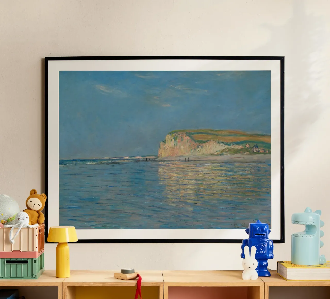 Claude Monet - Bassa marea a Pourville poster con telaio in legno da Timeless Artworks