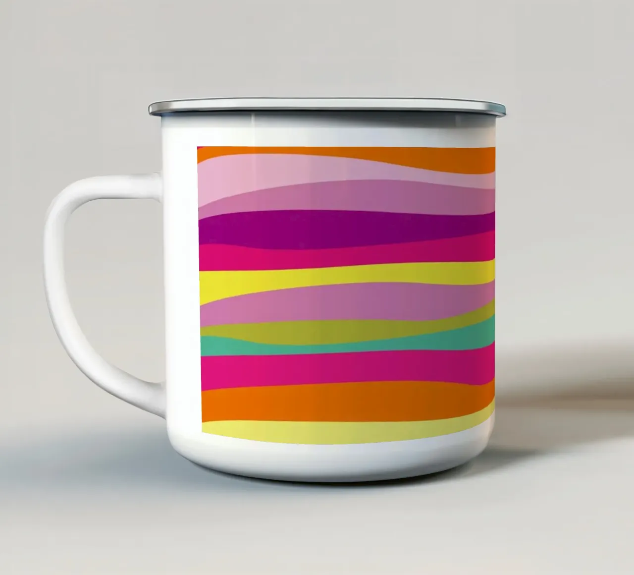 Onde a strisce colorate e audaci tazza in smalto da Petra Lang - Design