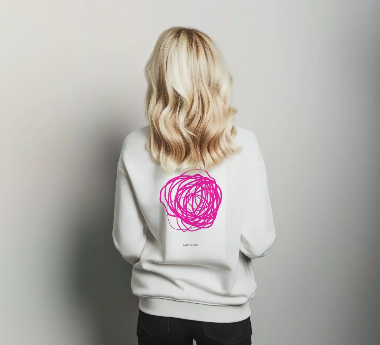 Daily Chaos Sweatshirt von Tabea Jule