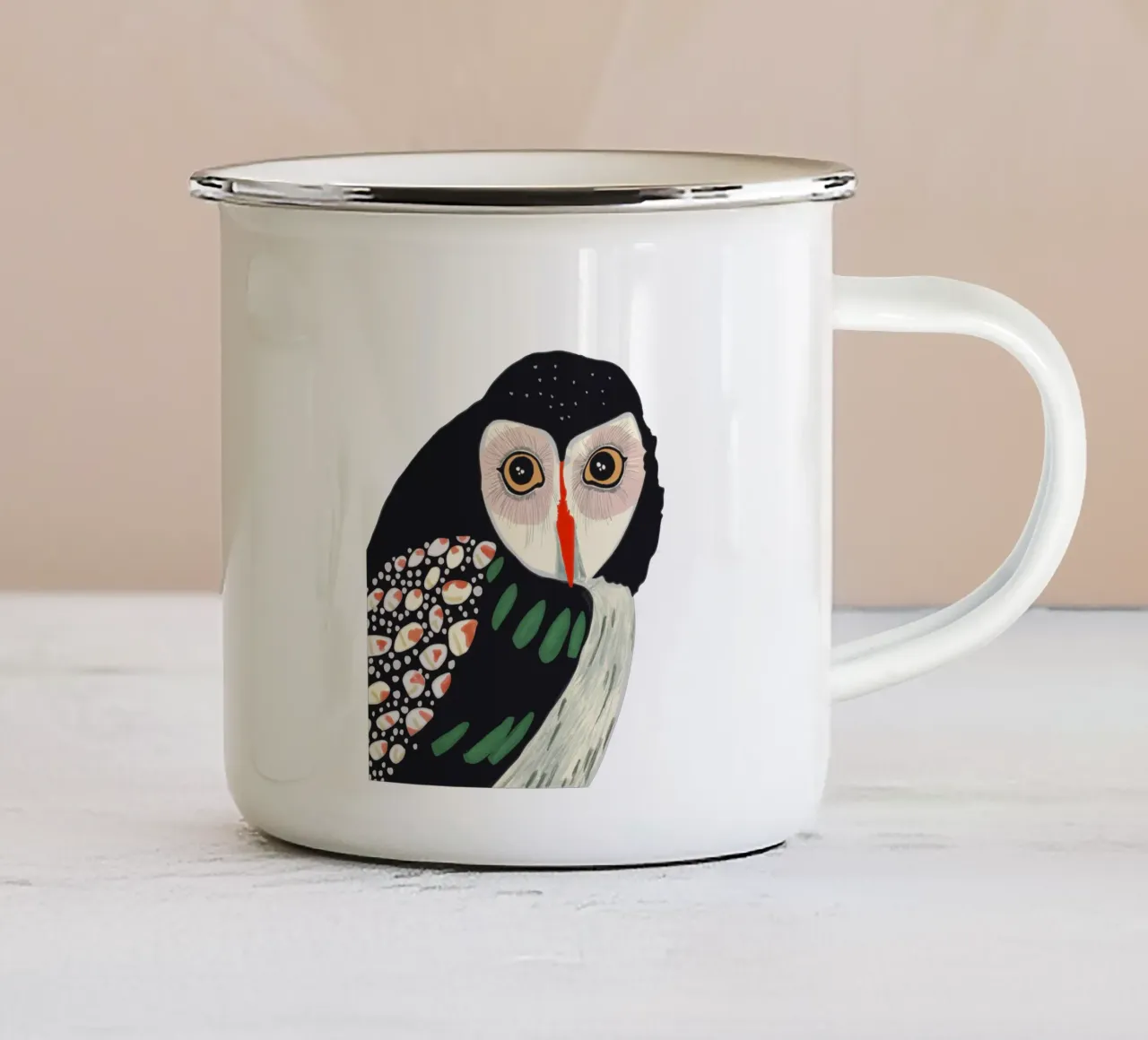 Night Guardian Aufkleber und Kleidung Emaille Tasse von ArtsySesta