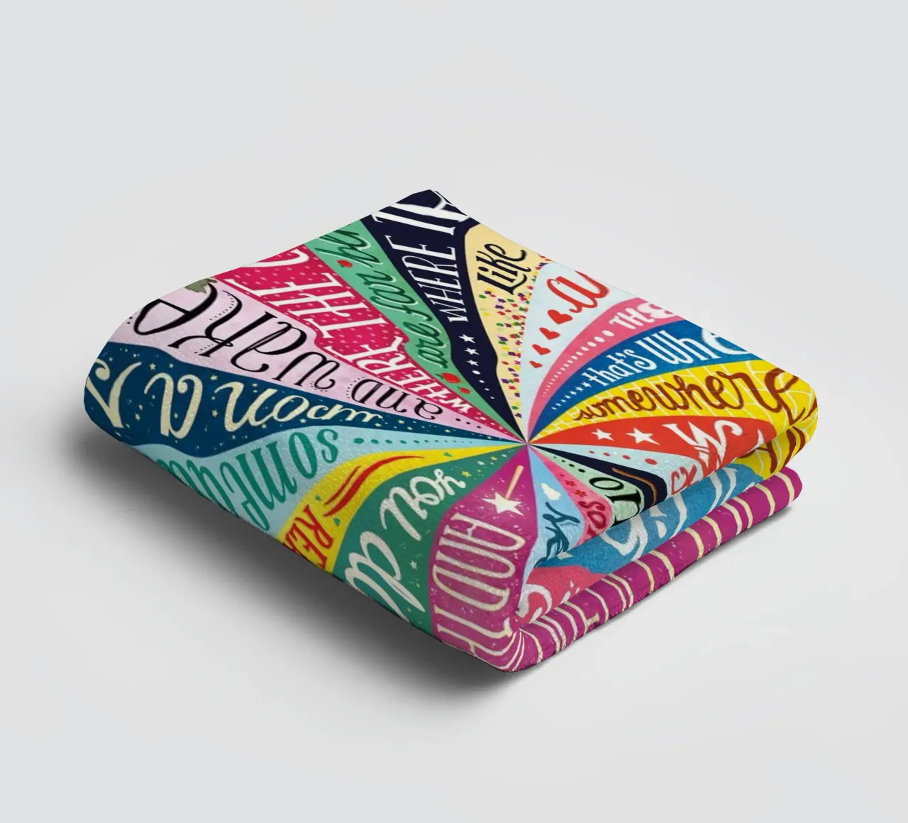 Over the Rainbow - Draw Me A Song Project asciugamano da bagno da Nour Tohme