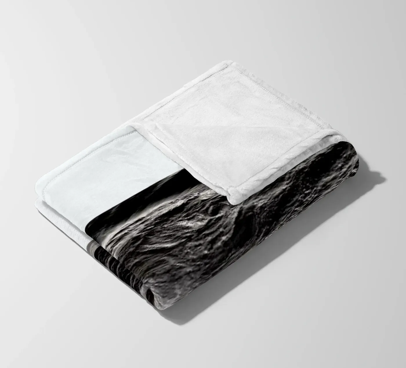 Storm Fleecedecke von The Wall Shop