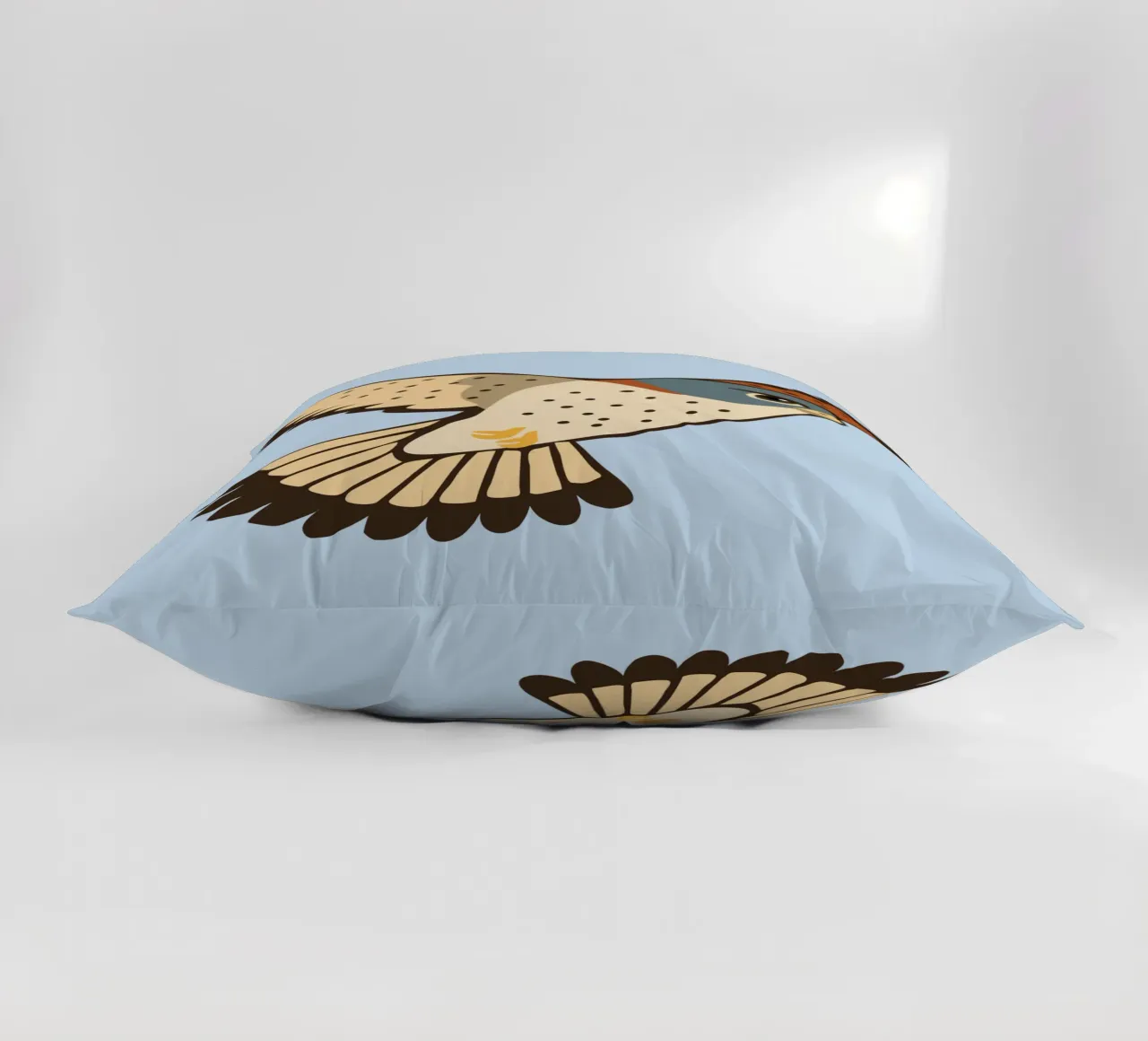 Un gheppio in volo cuscino da Bwiser