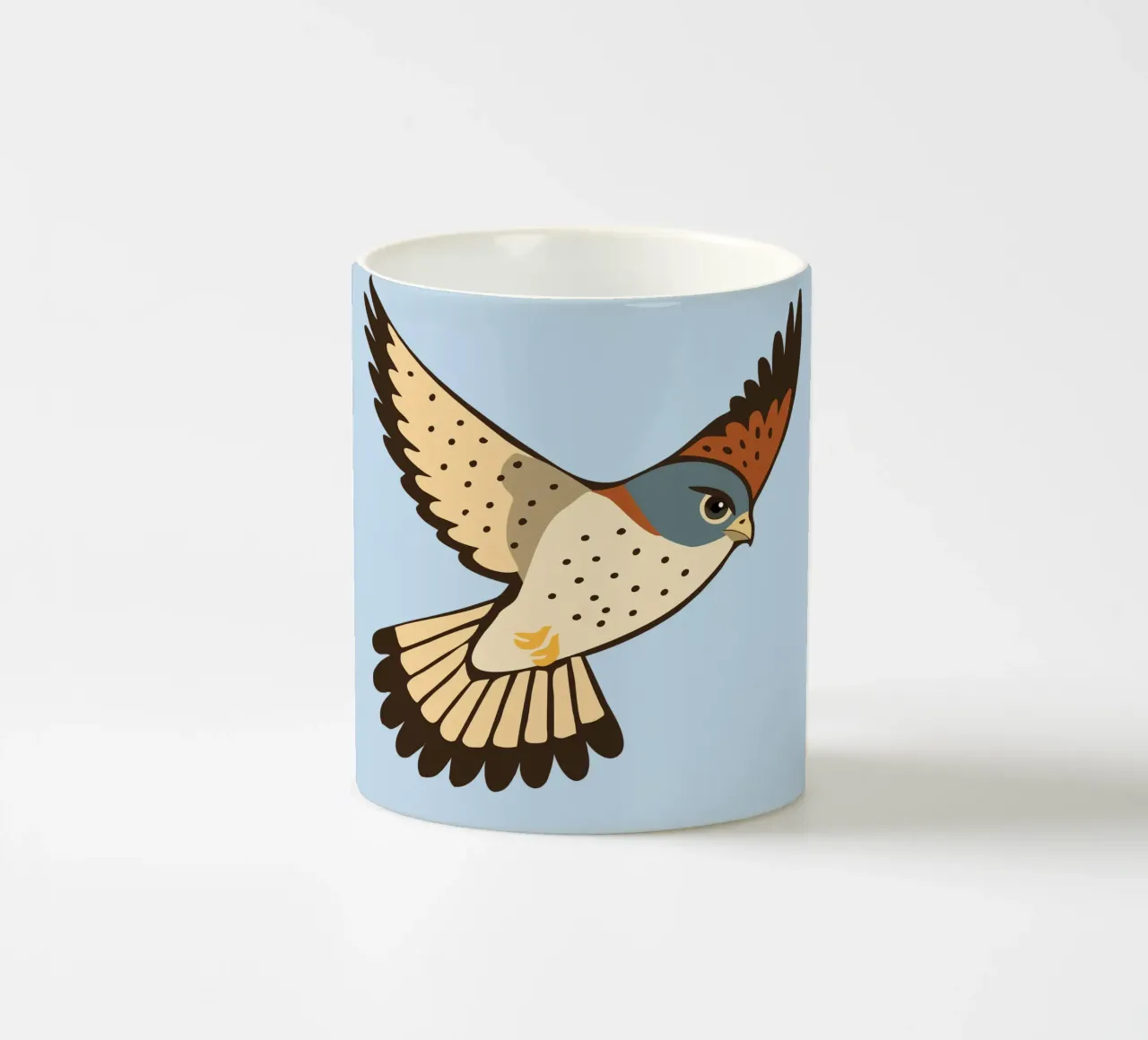 Un gheppio in volo tazza in ceramica da Bwiser