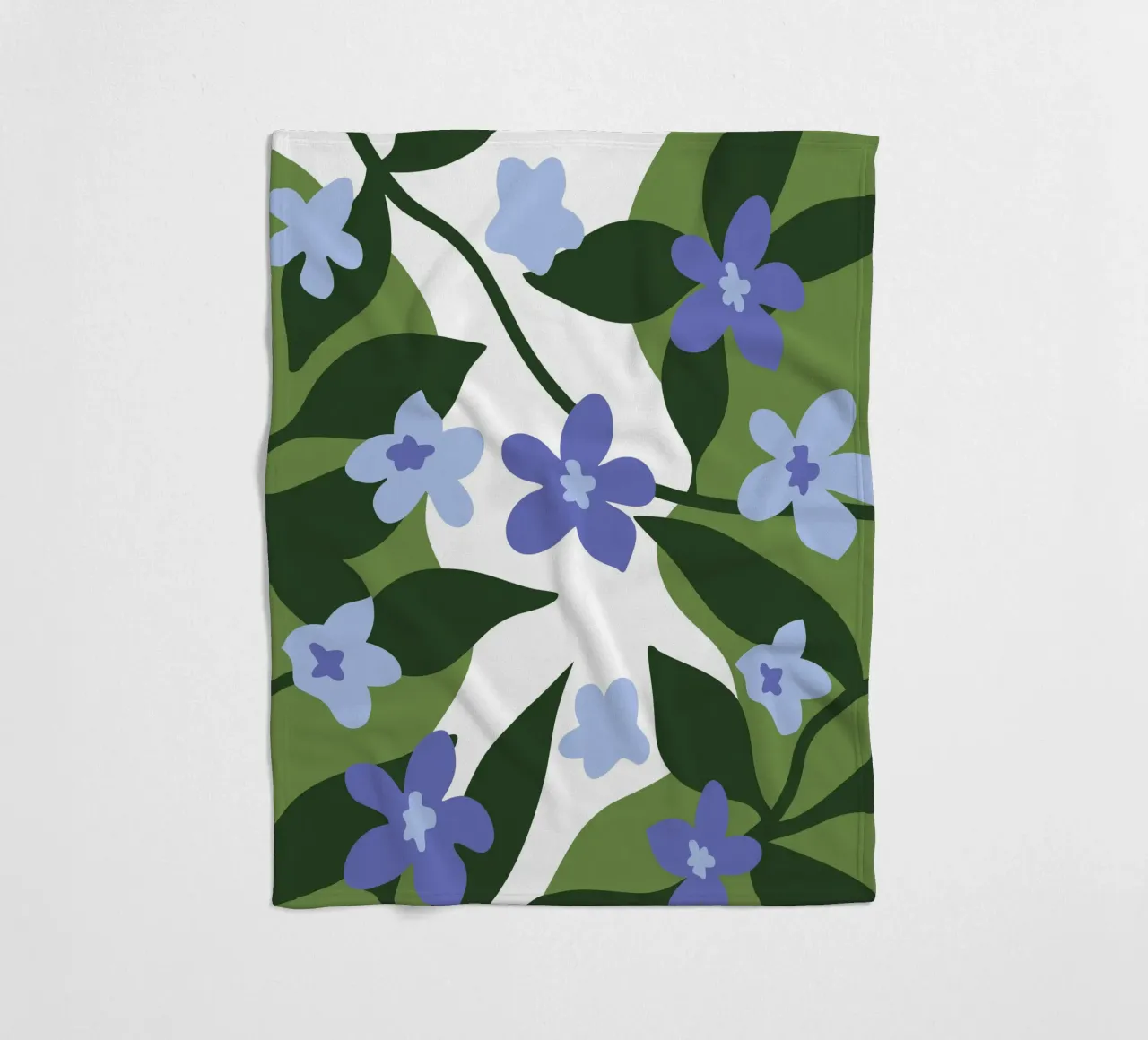 Blaue Blume Muster Fleecedecke von SPECIAL FLOWER PATTERNS