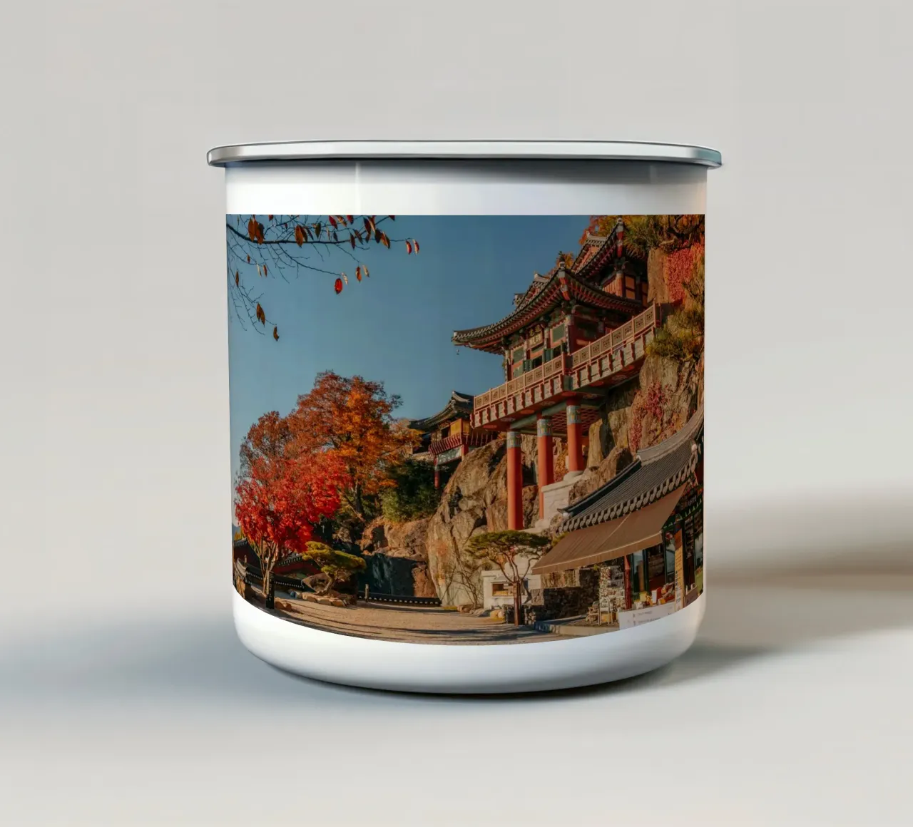 Tempio della Montagna d'Autunno in Corea del Sud tazza in smalto da mbgraphx2