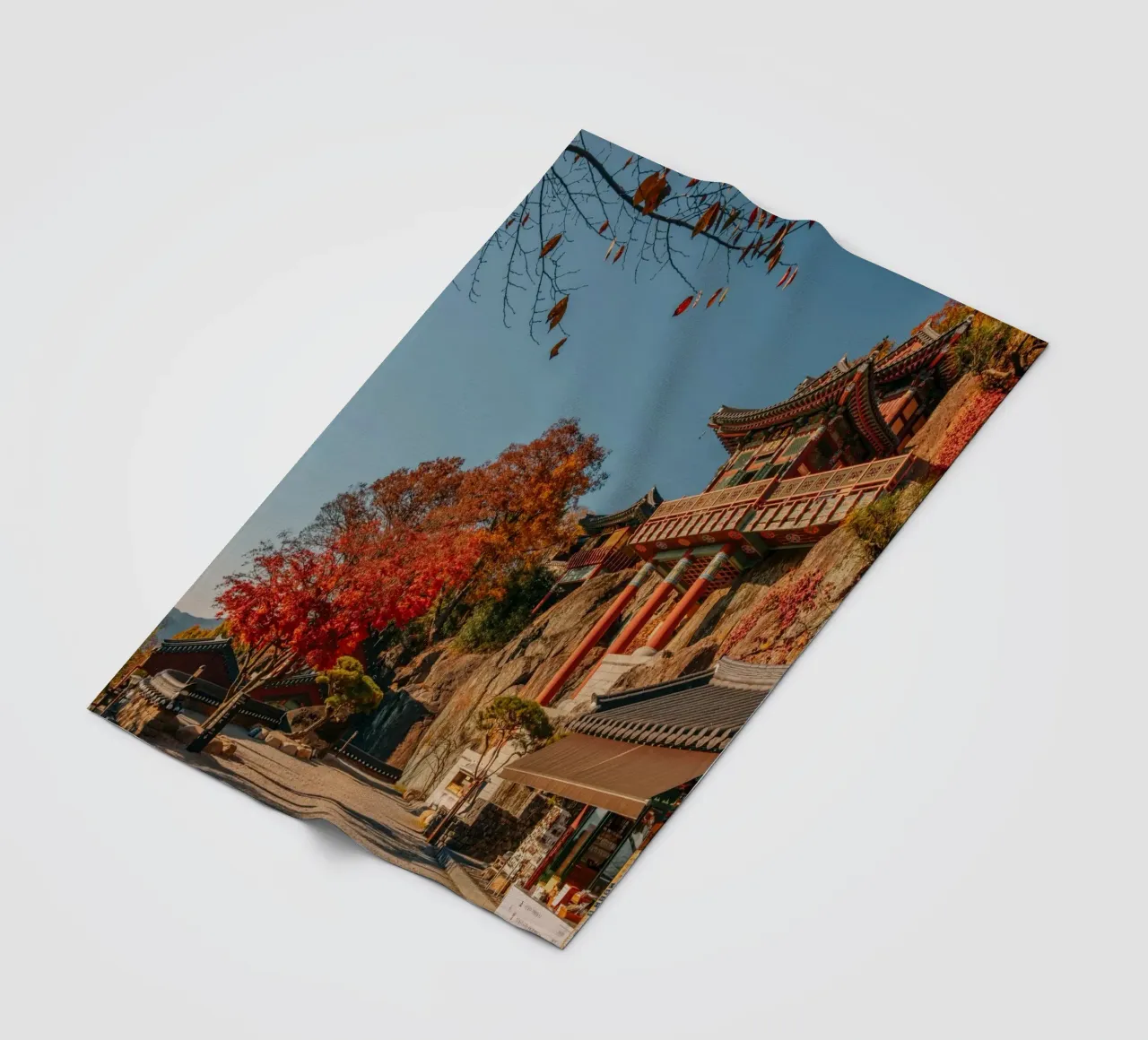 Tempio della Montagna d'Autunno in Corea del Sud coperta in pile da mbgraphx2