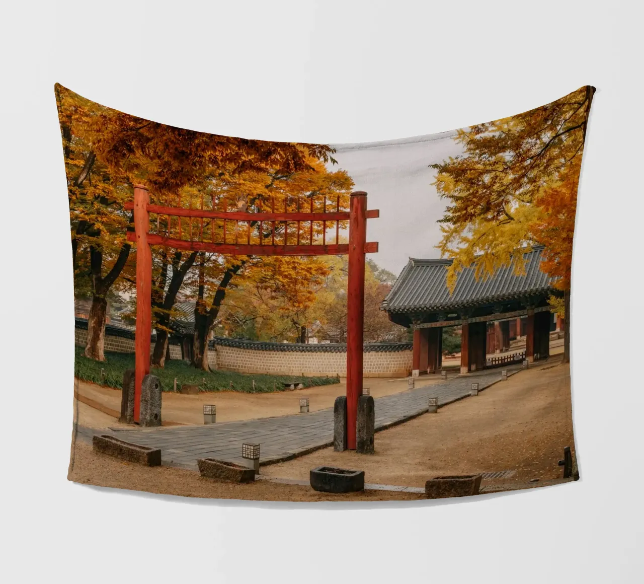 Tempio in autunno a Jeonju, Corea del Sud coperta in pile da mbgraphx2