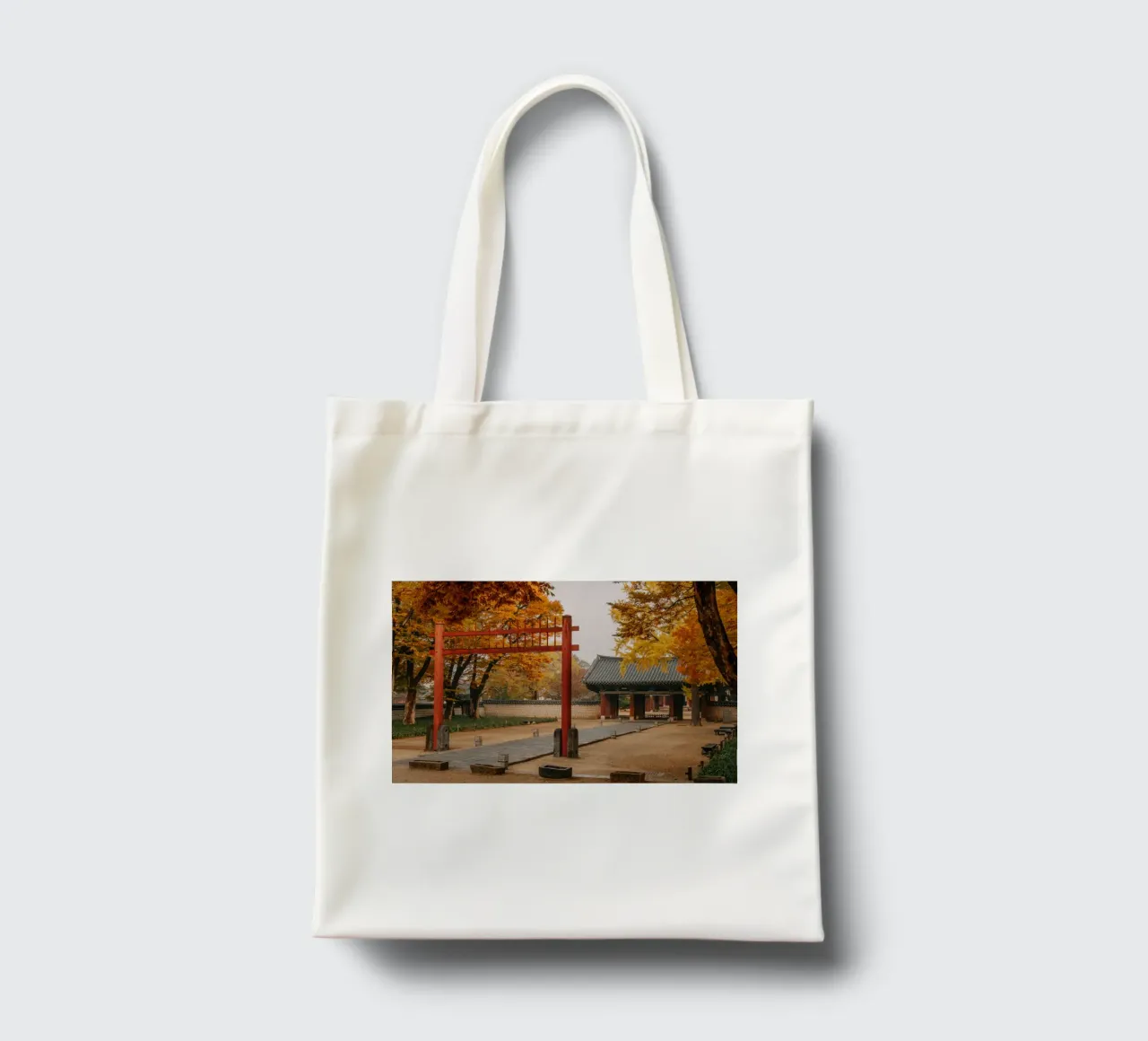 Tempio in autunno a Jeonju, Corea del Sud borsa in juta da mbgraphx2