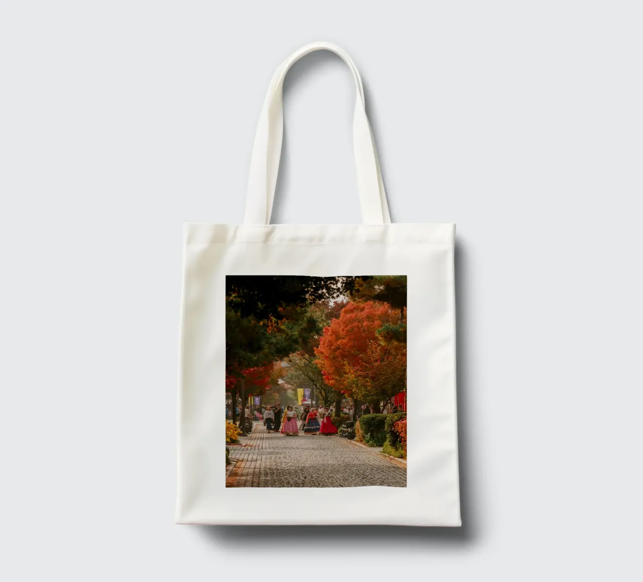 La via dell'autunno a Jeonju, Corea del Sud borsa in juta da mbgraphx2