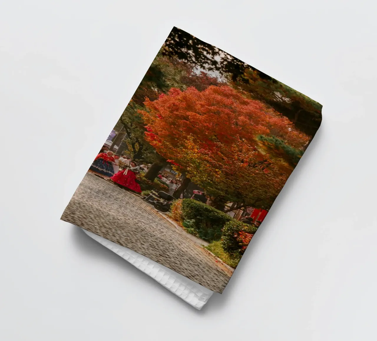 Rue de l'automne à Jeonju, Corée du Sud torchon de mbgraphx2