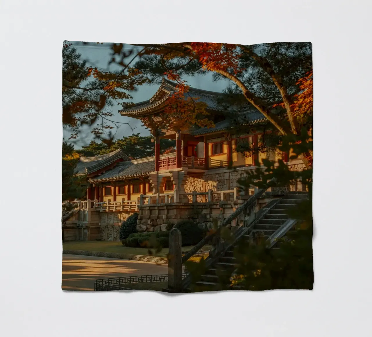 Autunno al tempio Bulguksa di Gyeongju, Corea del Sud coperta in pile da mbgraphx2