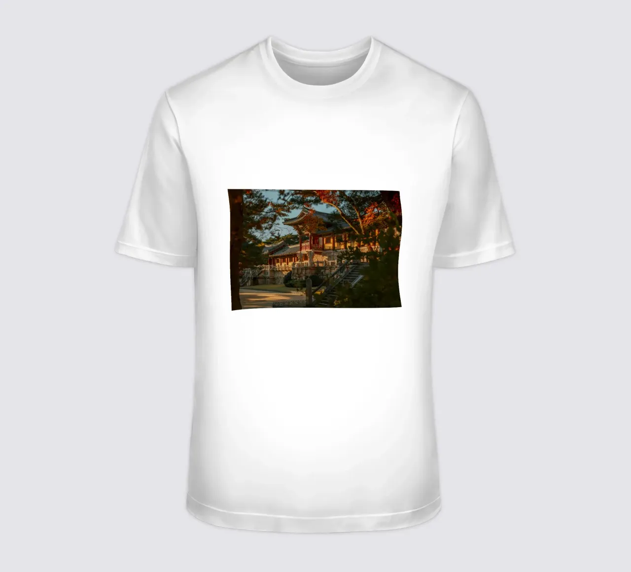 Autunno al tempio Bulguksa di Gyeongju, Corea del Sud t-shirt da mbgraphx2